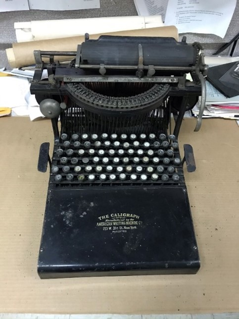 Caligraph typewriter - 1882 - American Writing Machine Co., New